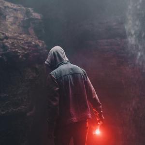 女人下面毛多日起太爽
