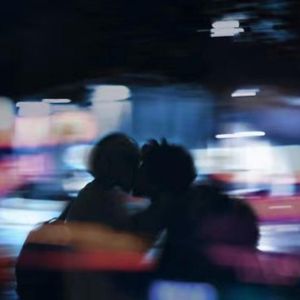 女人下面毛多日起太爽
